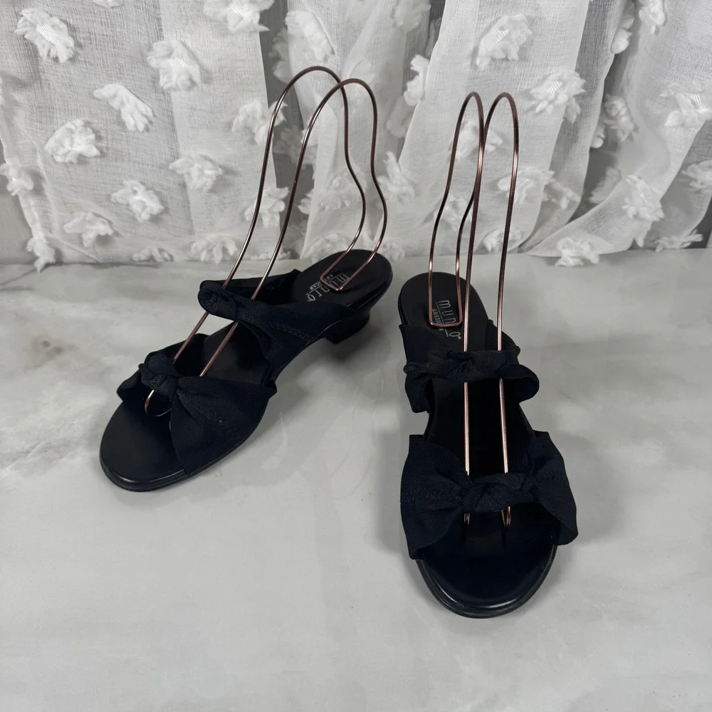 Munro American Black Double Strap Knotted Sandals Slip On Cruise Resort 8 WW